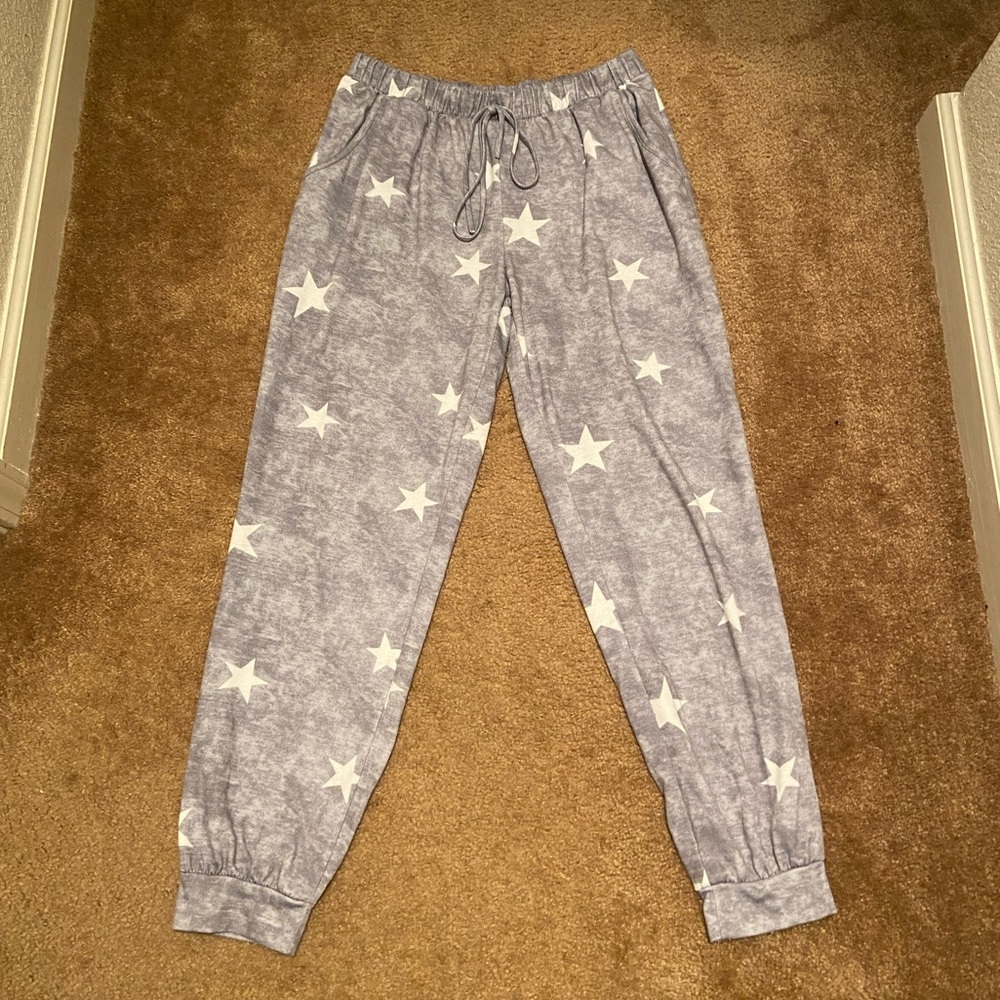 Shop Talulah star joggers